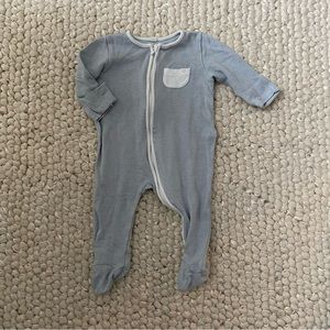 Baby Mori double “clever” zip footed pajamas